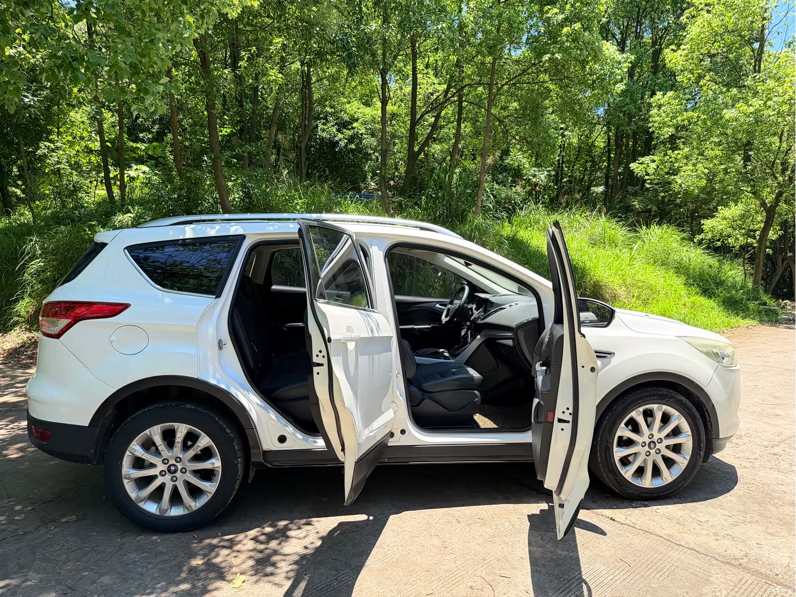 Ford Kuga, 2015 20