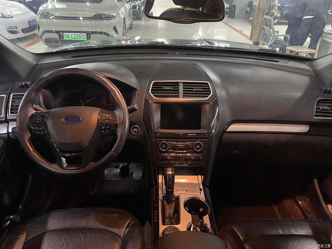 Ford Explorer, 2017 9