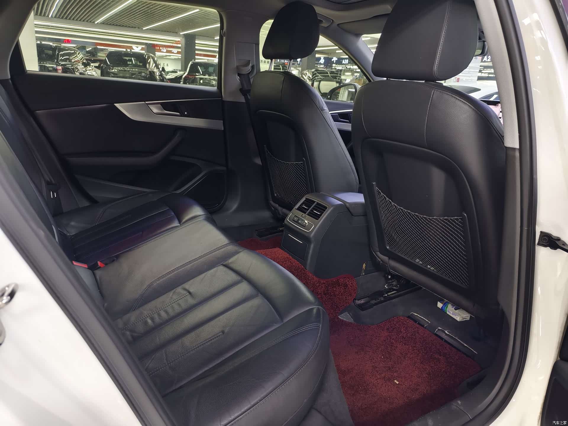 Audi A4L, 2019 9