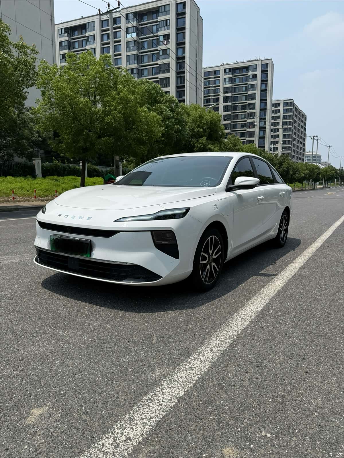 Roewe D6