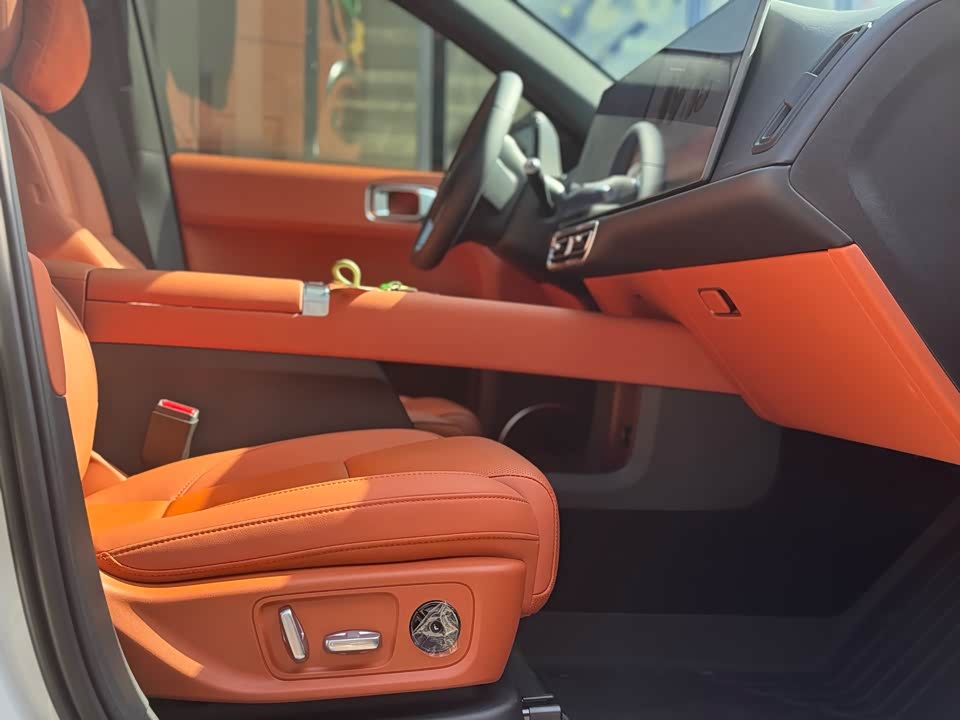Li Auto Ideal L6