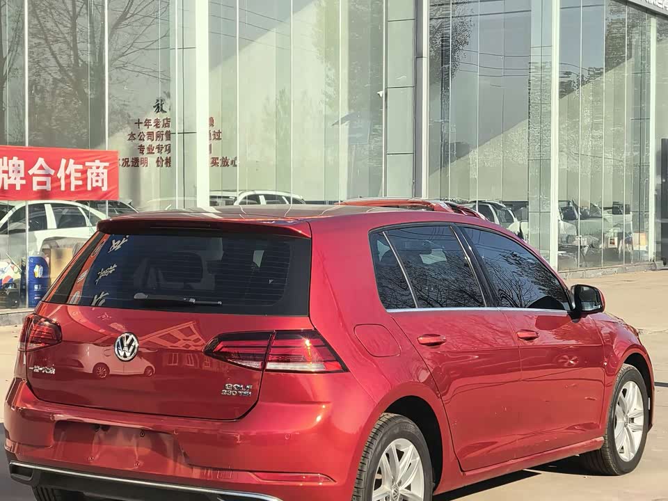 Volkswagen golf