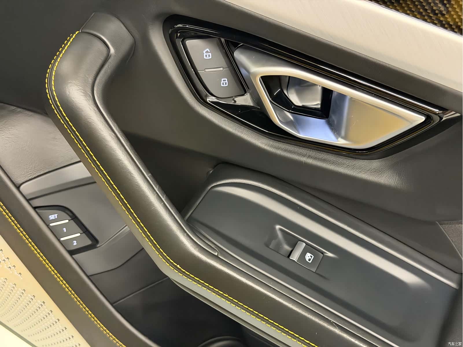 Lamborghini Urus, 2019 16