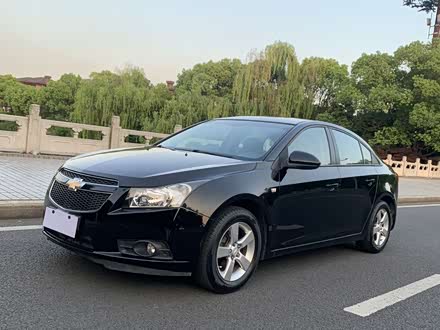 ���ݶ���ѩ���� ��³�� 2013�� 1.6L SE AT