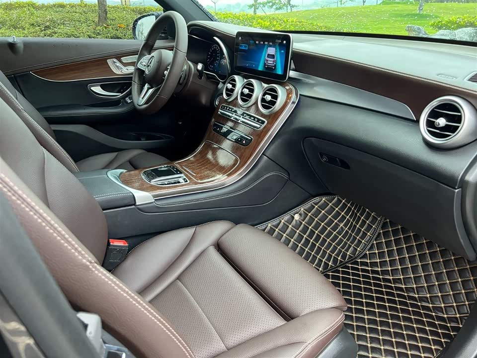Mercedes-Benz GLC Mercedes-Benz GLC