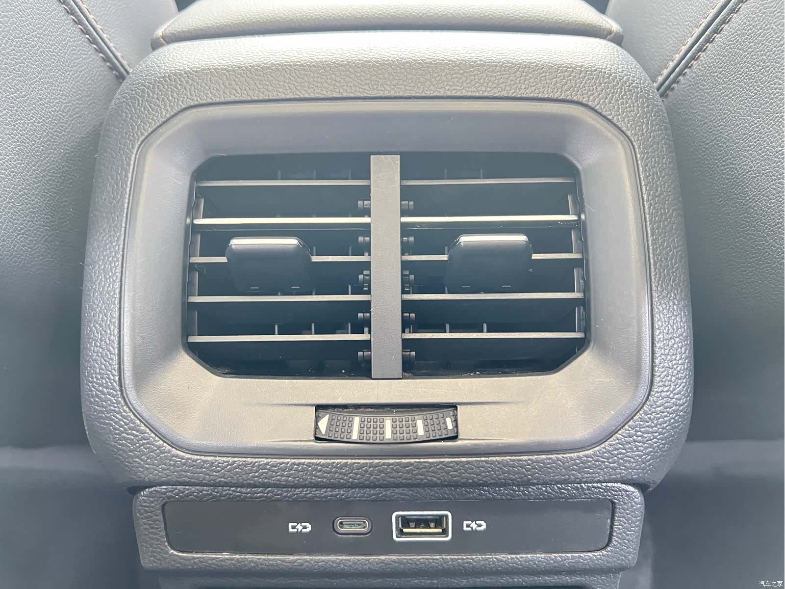 Volkswagen Tharu, 2022 18
