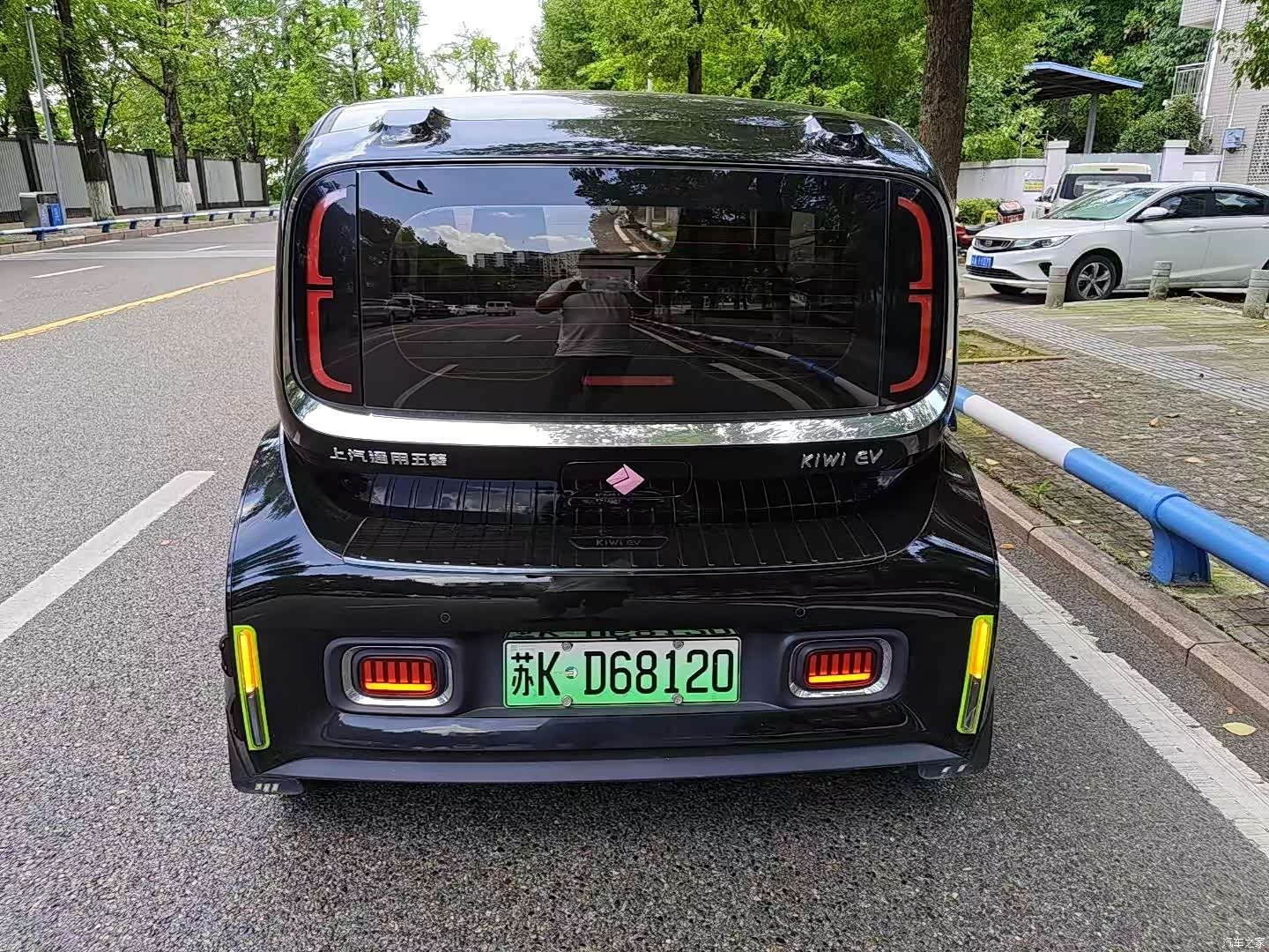 Wuling KiWi, 2022 все фото