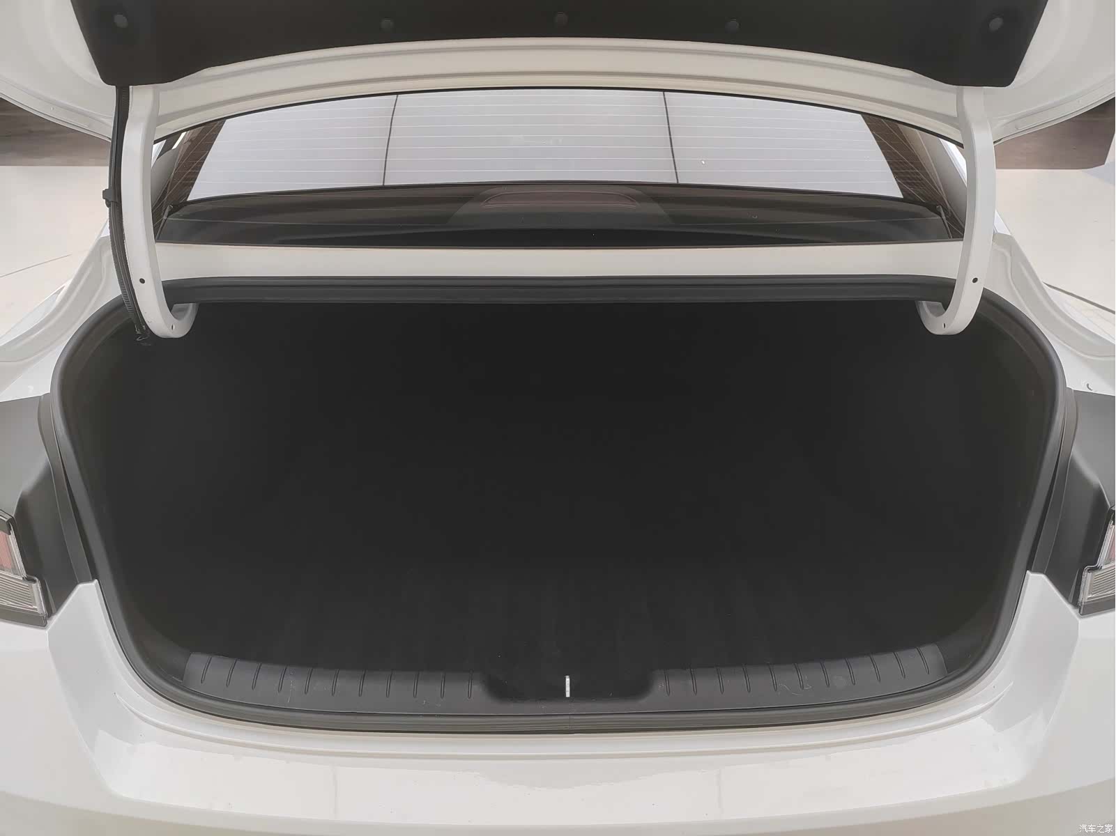 Hyundai Elantra, 2022 20