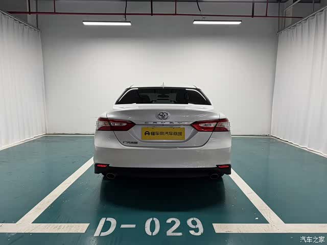 Toyota Camry, 2022 6