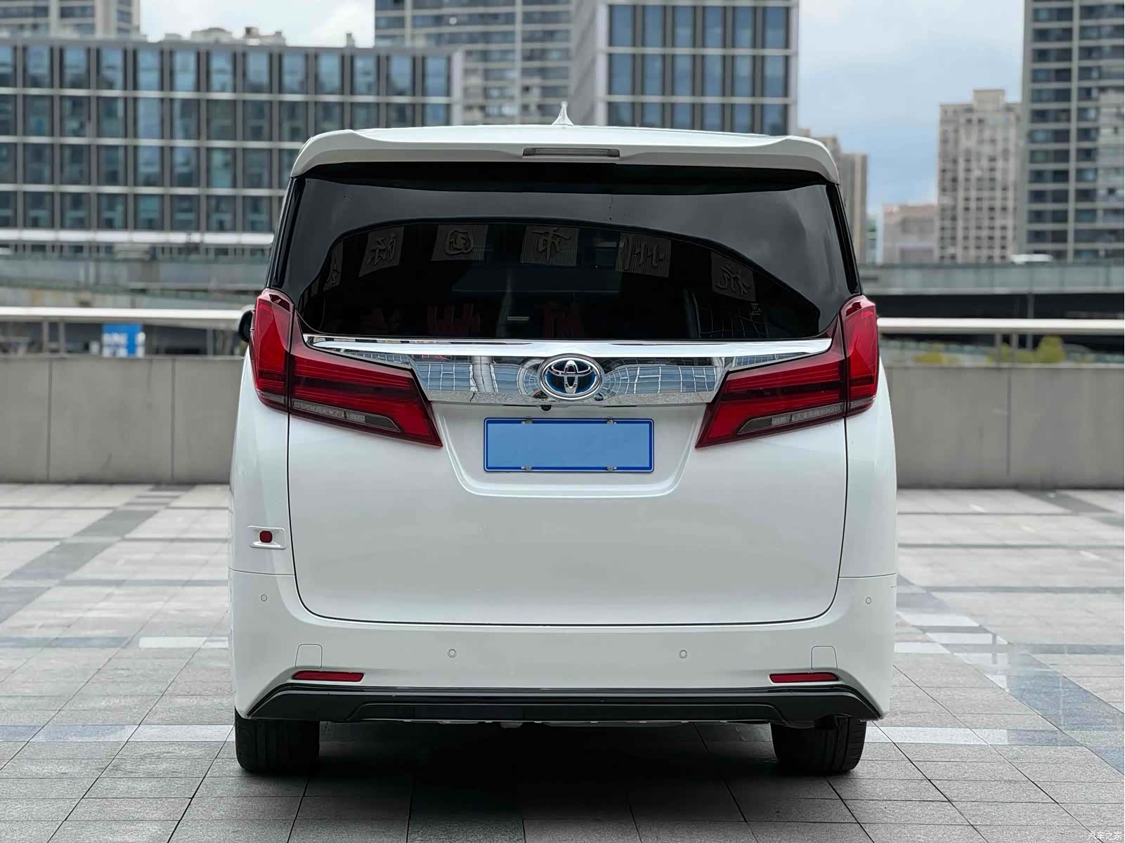 Toyota Alphard, 2020 4