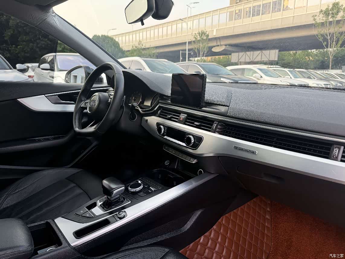 Audi A4L, 2018 7