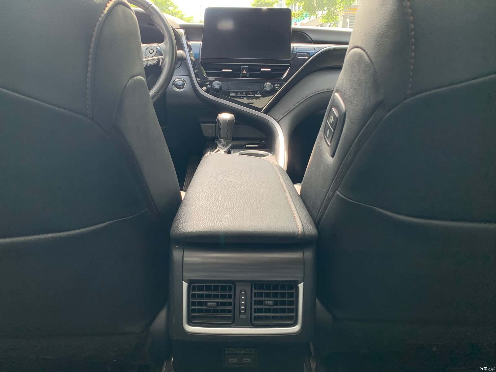 Toyota Camry, 2023 17