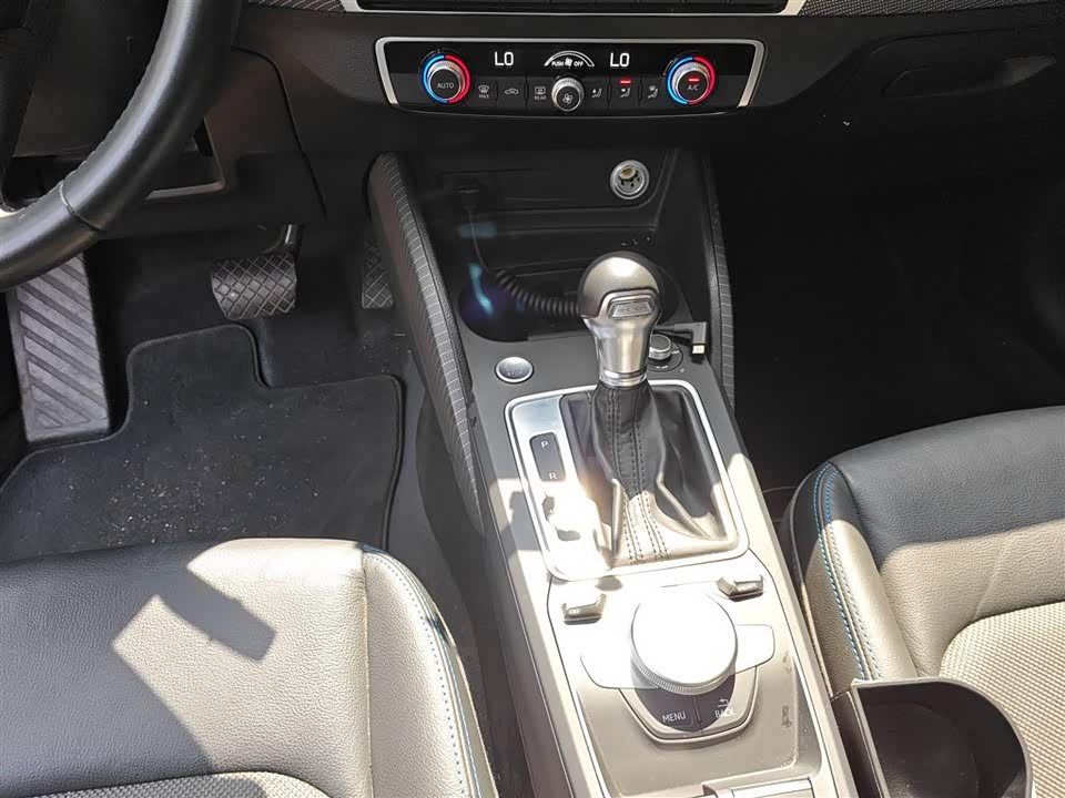 Audi Q2L Audi Q2L
