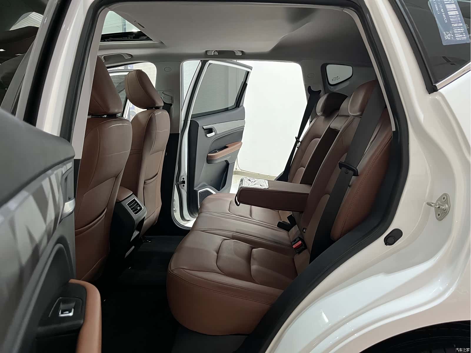 Geely X6, 2023 9