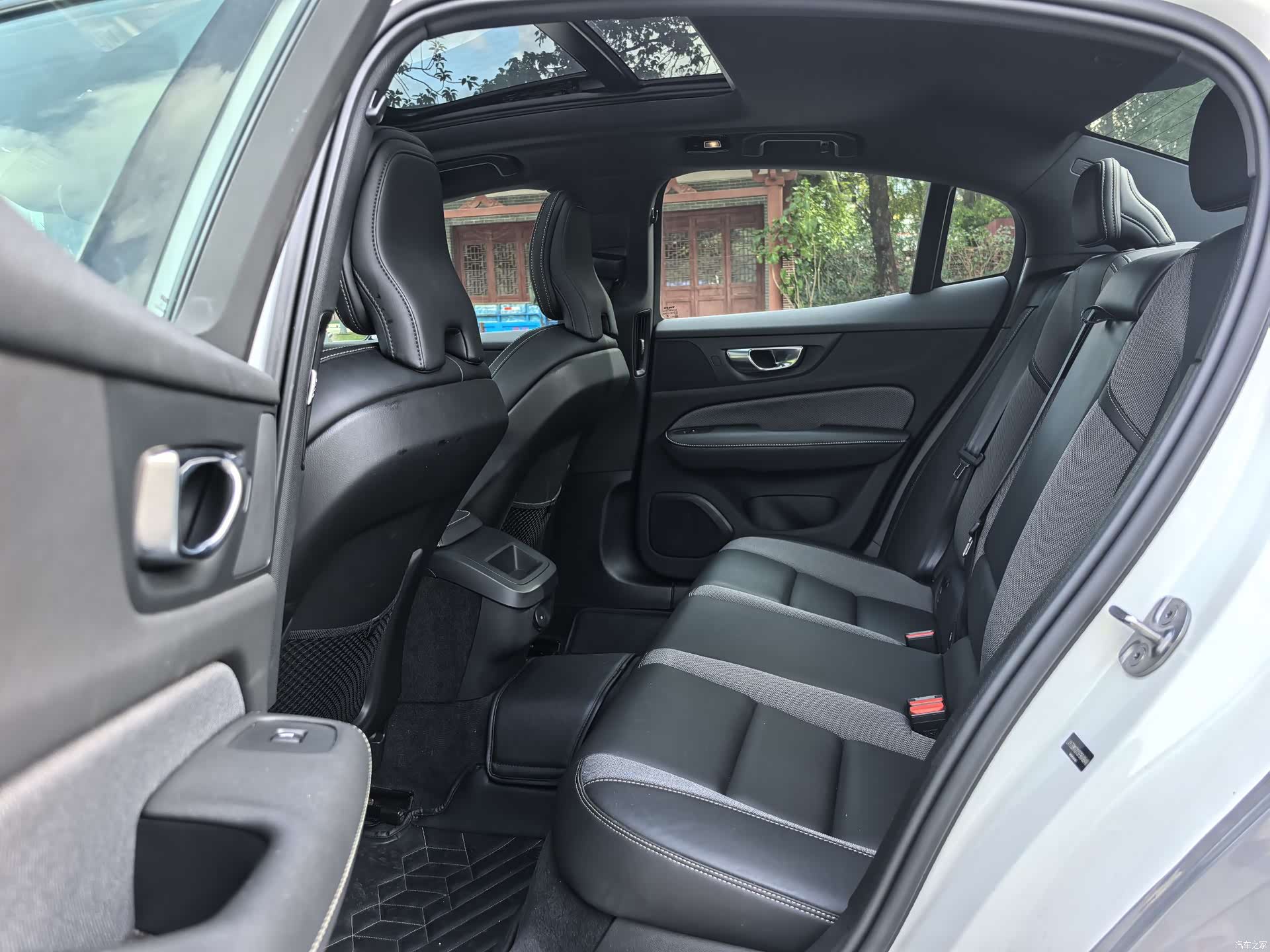 Volvo S60, 2024 9