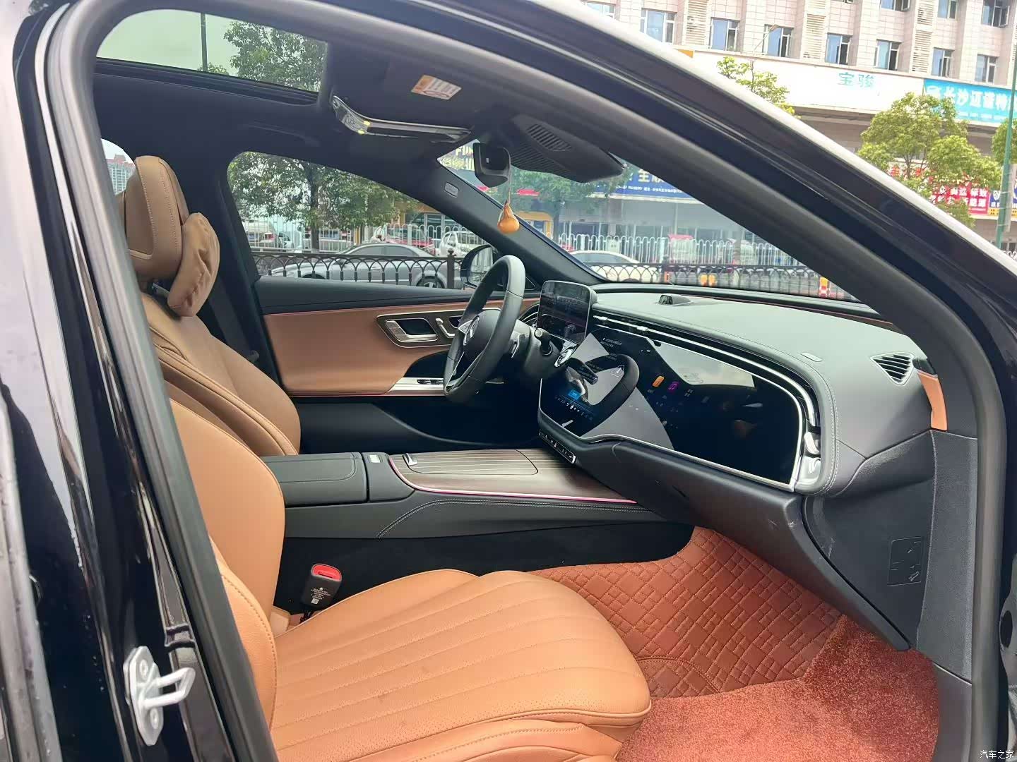 Mercedes-Benz E-Class, 2025 6