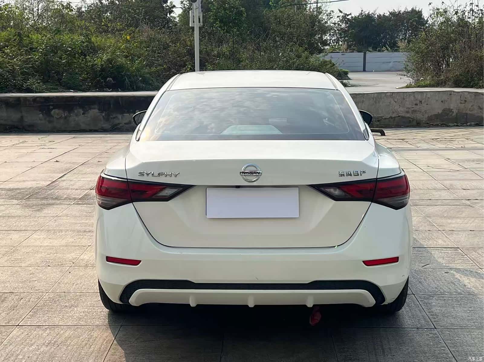 Nissan Sylphy, 2022 все фото