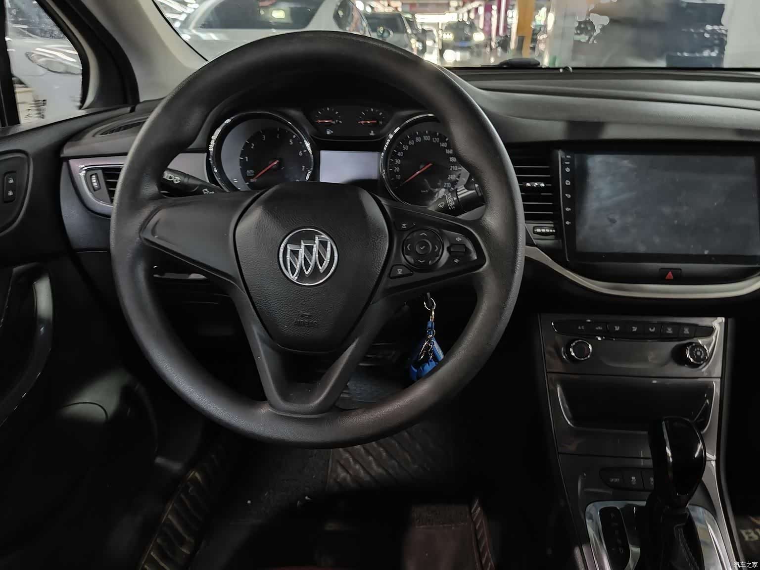 Buick Verano, 2018 6