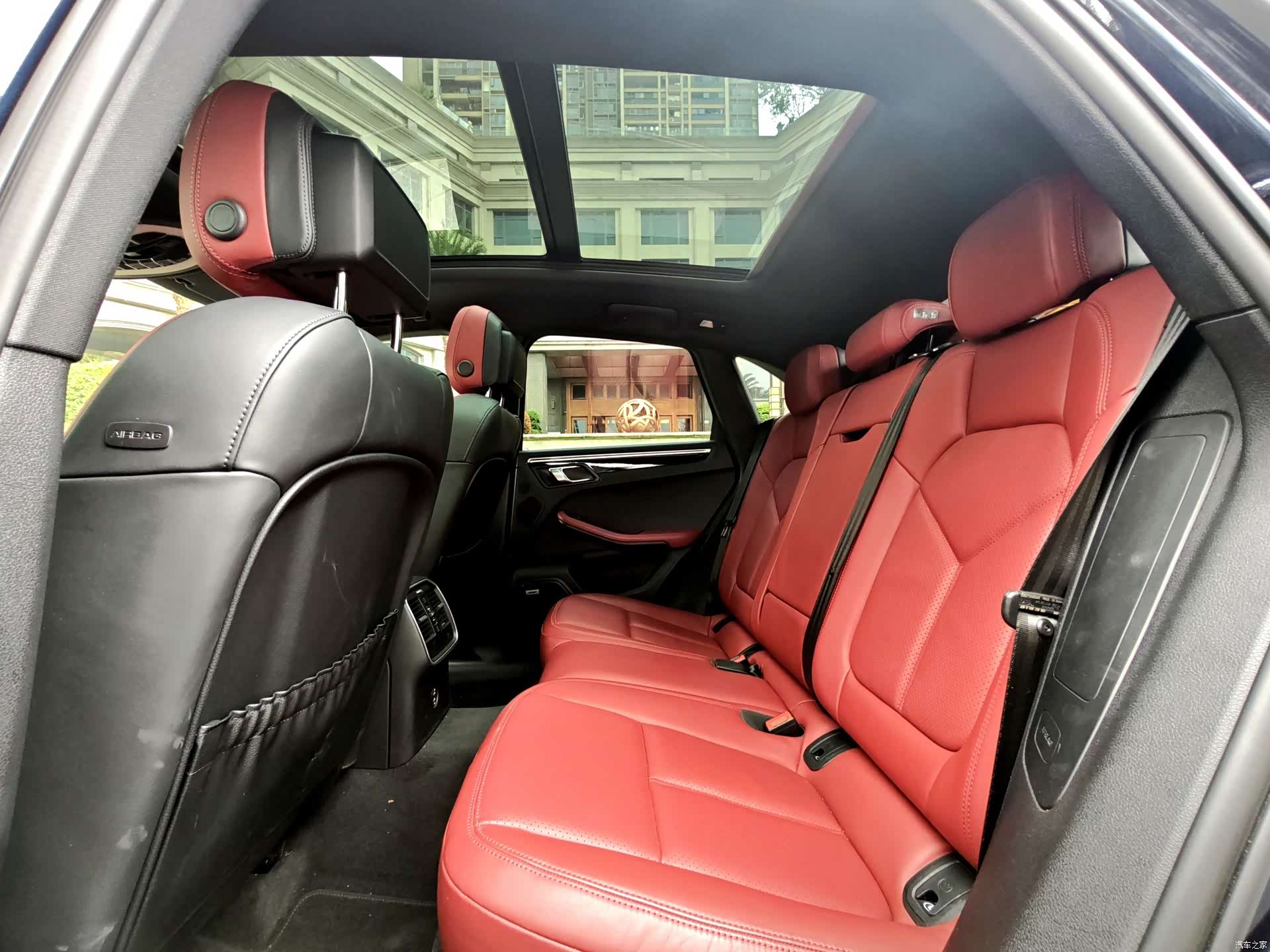 Porsche Macan, 2022 23