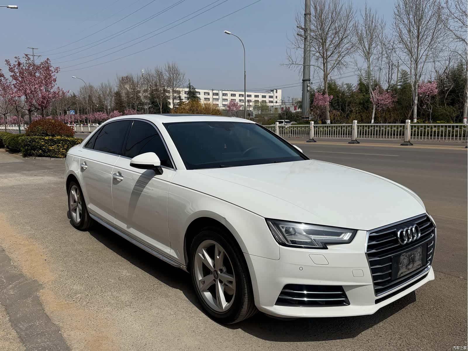 Audi A4L, 2017 3