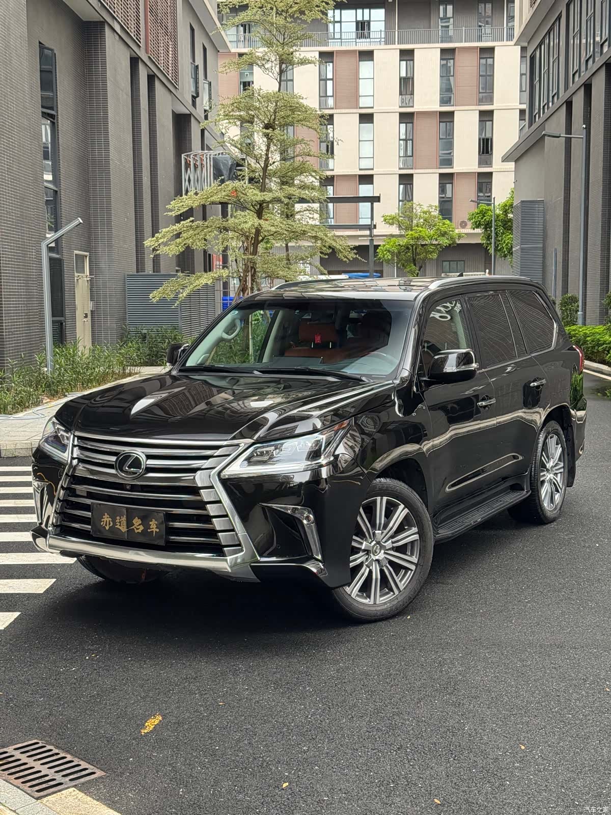 Lexus LX, 2016 4