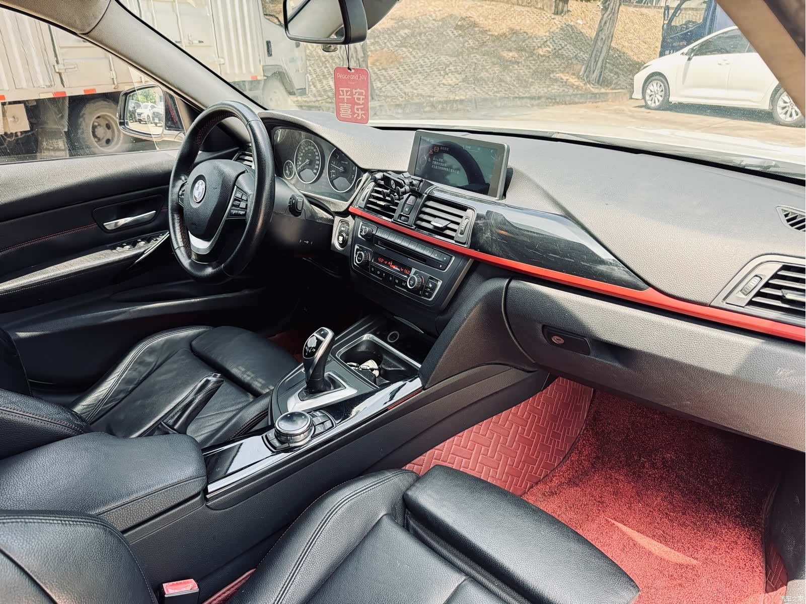 BMW 3 Series, 2013 28