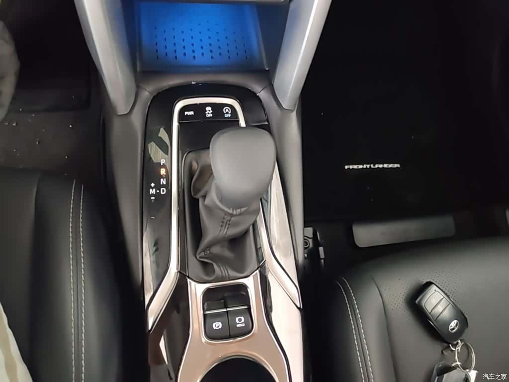 Toyota Frontlander, 2023 10