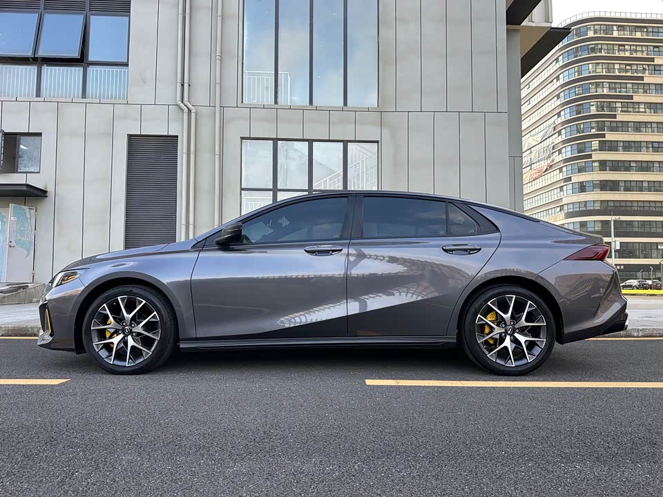 Trumpchi Shadow Leopard