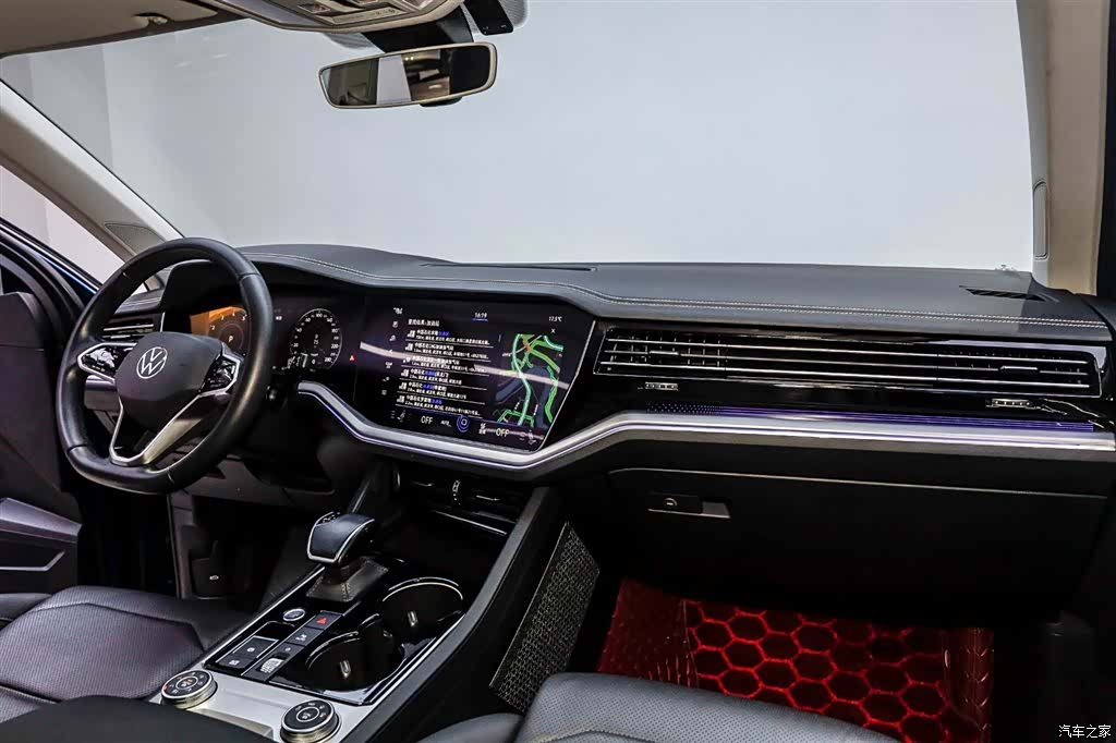 Volkswagen Touareg, 2023 30