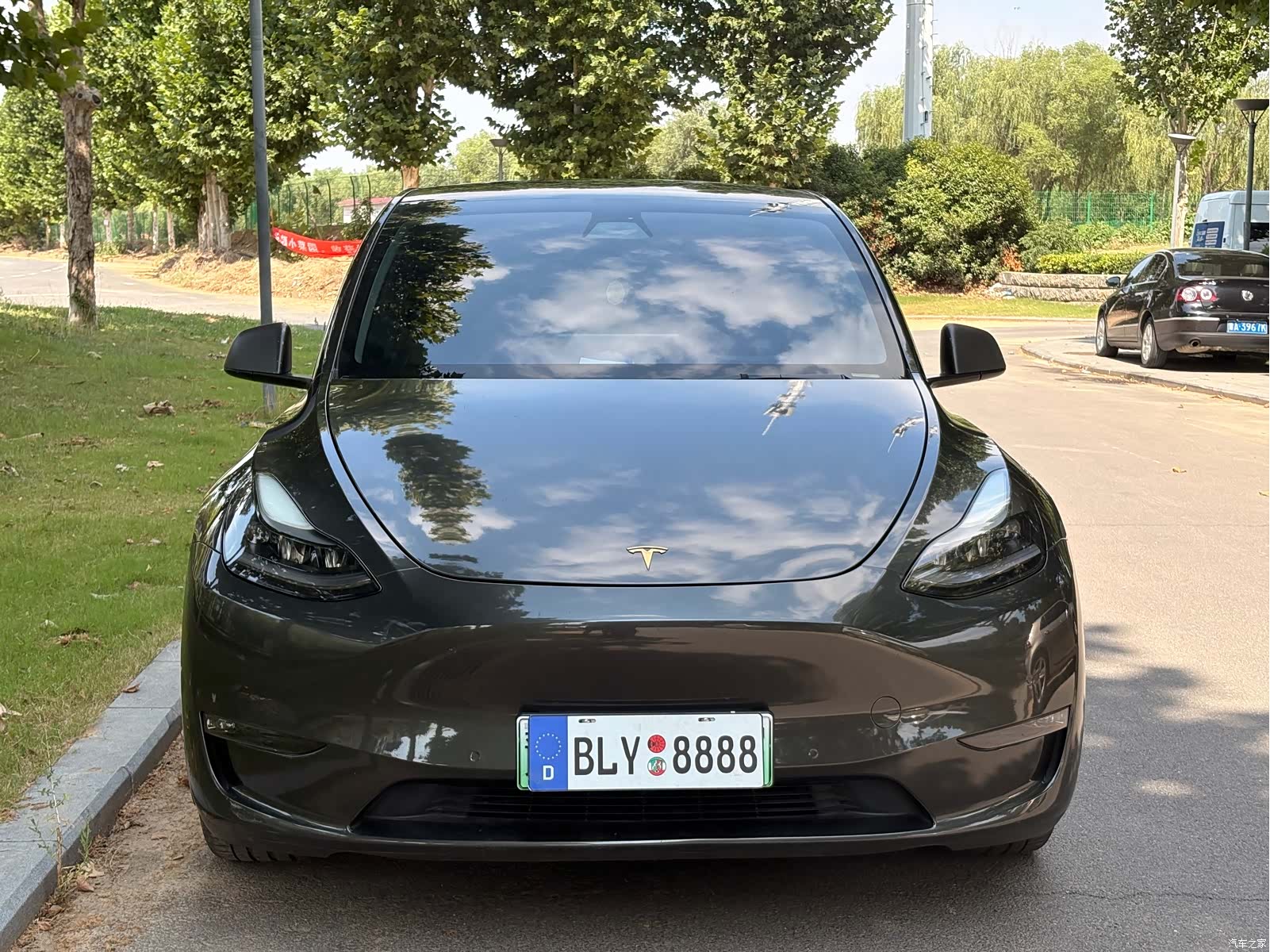 Tesla Model Y, 2021 2