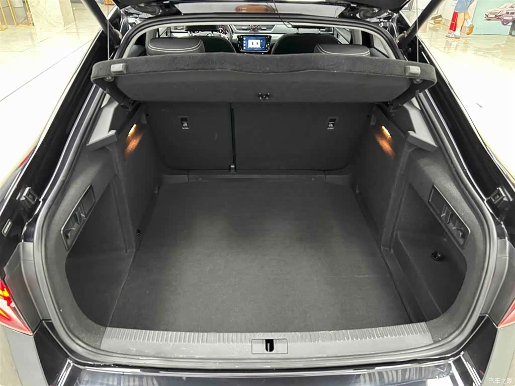 Skoda Superb, 2024 16