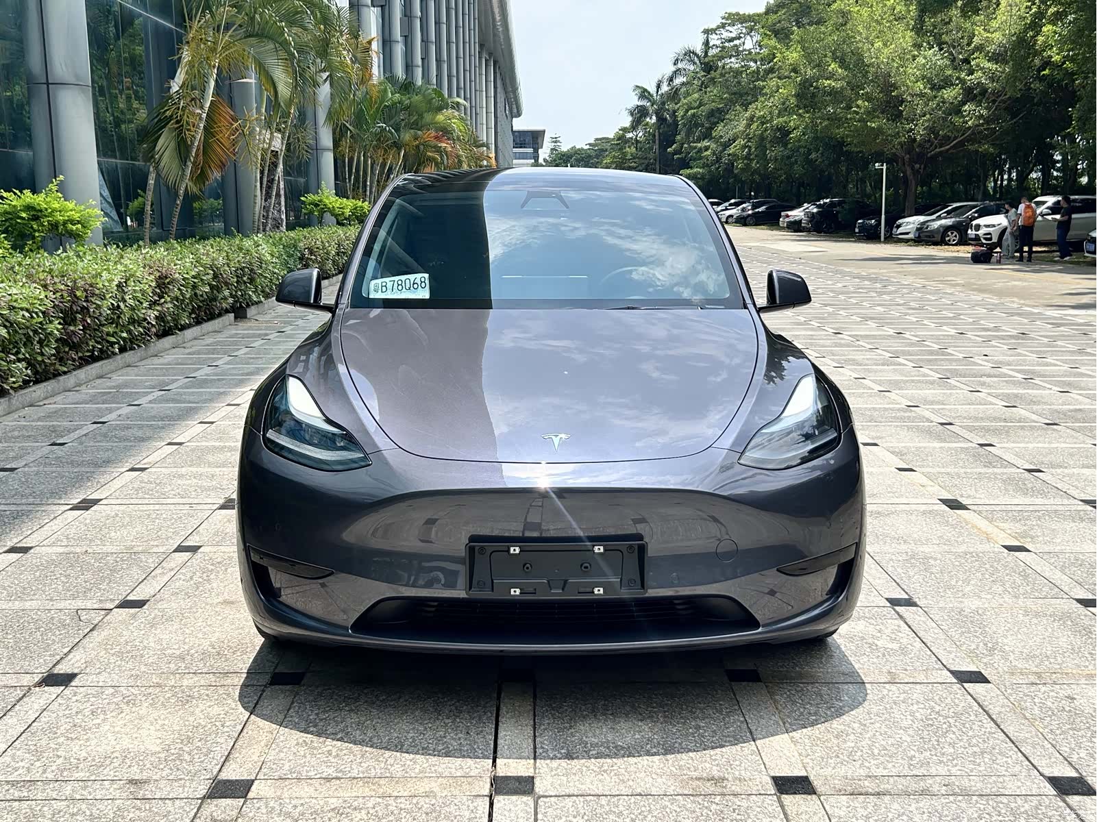 Tesla Model Y, 2022 2