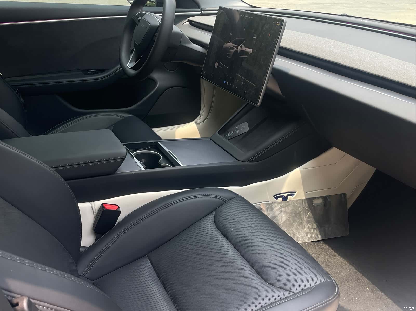 Tesla Model 3, 2024 6