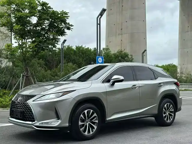 Lexus RX 2022 — купить из Китая под заказ