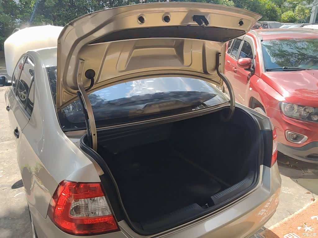 Skoda Rapid, 2015 19