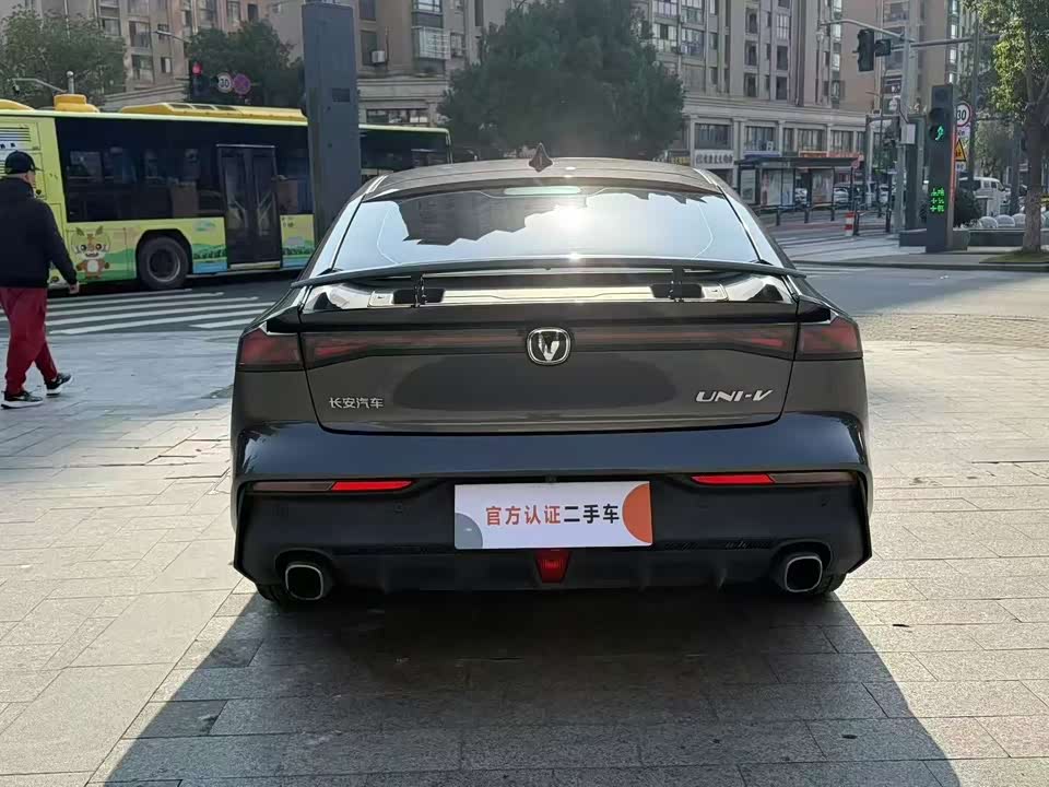 Changan UNI-V