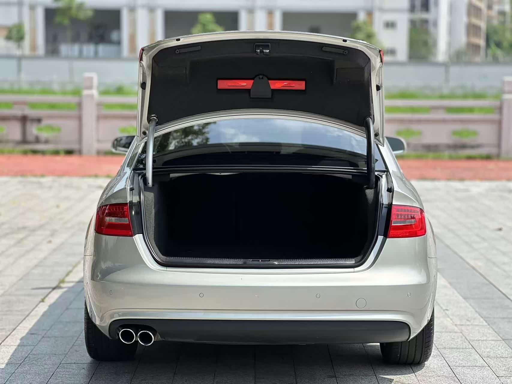 Audi A4L, 2016 15