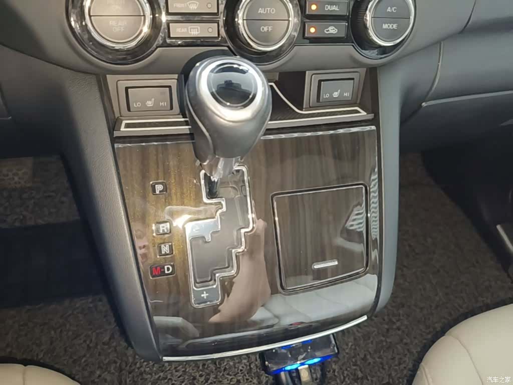 Mazda 8, 2016 14