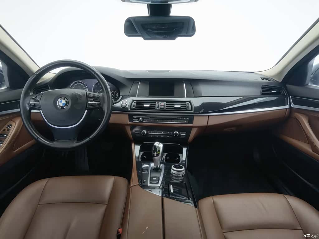 BMW 5 Series, 2015 все фото