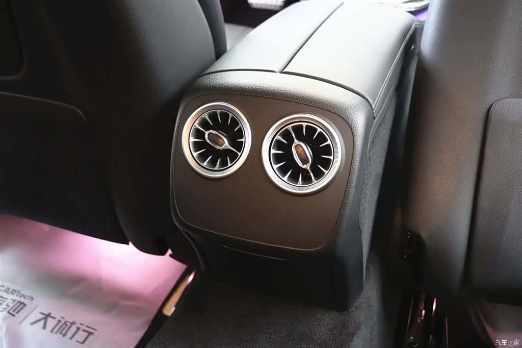 Mercedes-Benz E-Class, 2022 21