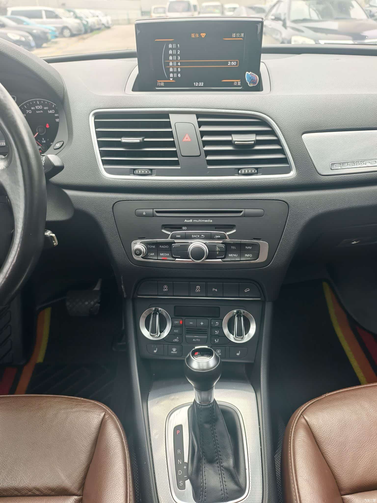 Audi Q3, 2015 10