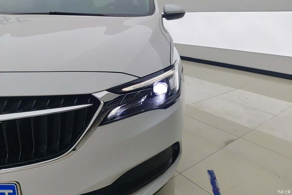 Buick GL6, 2023 все фото