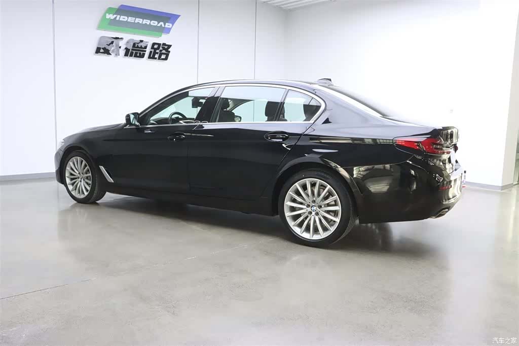 BMW 5 Series, 2022 6