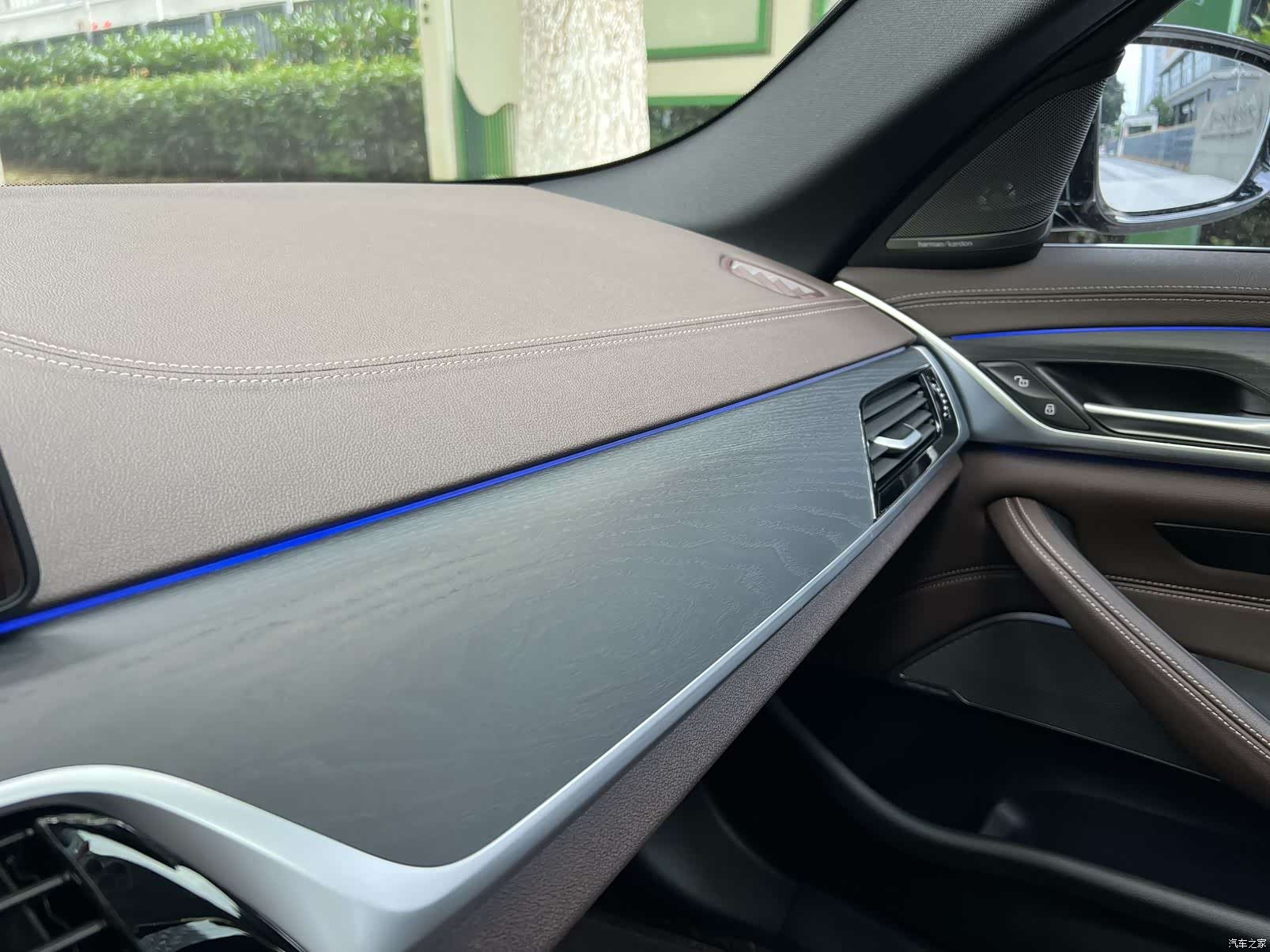 BMW 5 Series, 2022 8