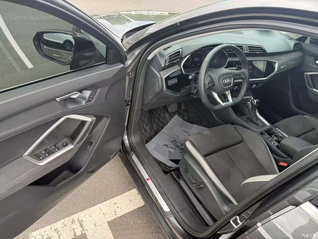 Audi Q3, 2022 7