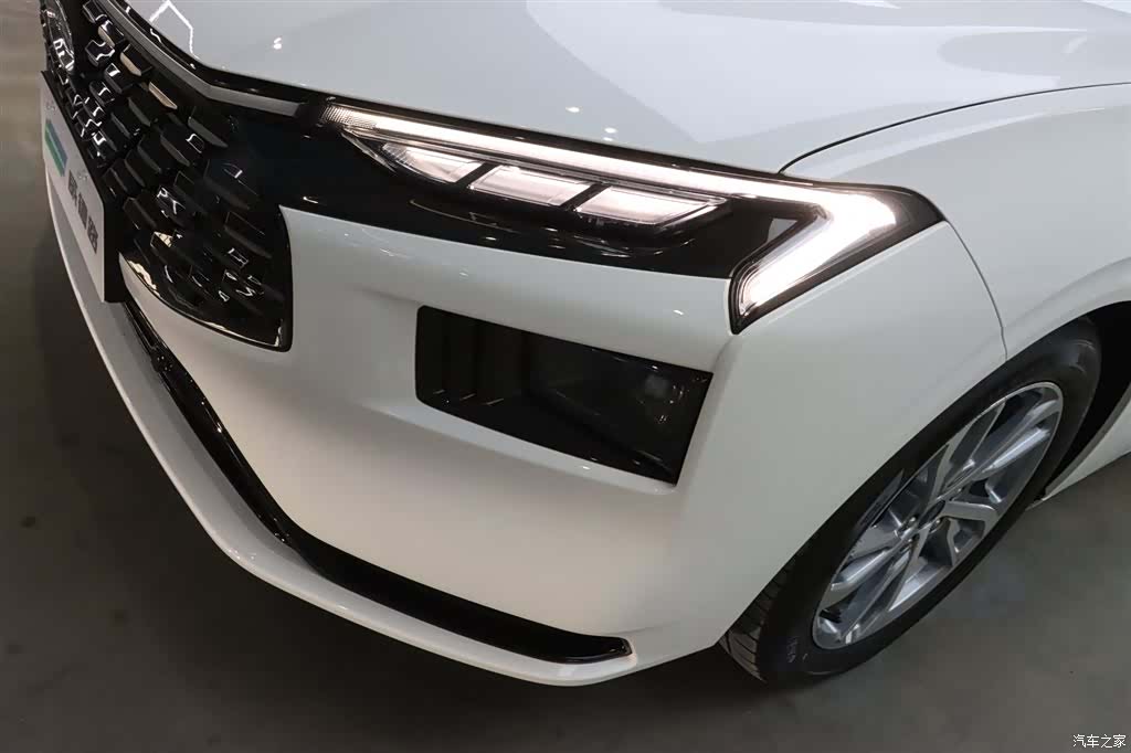 Ford Mondeo, 2024 30