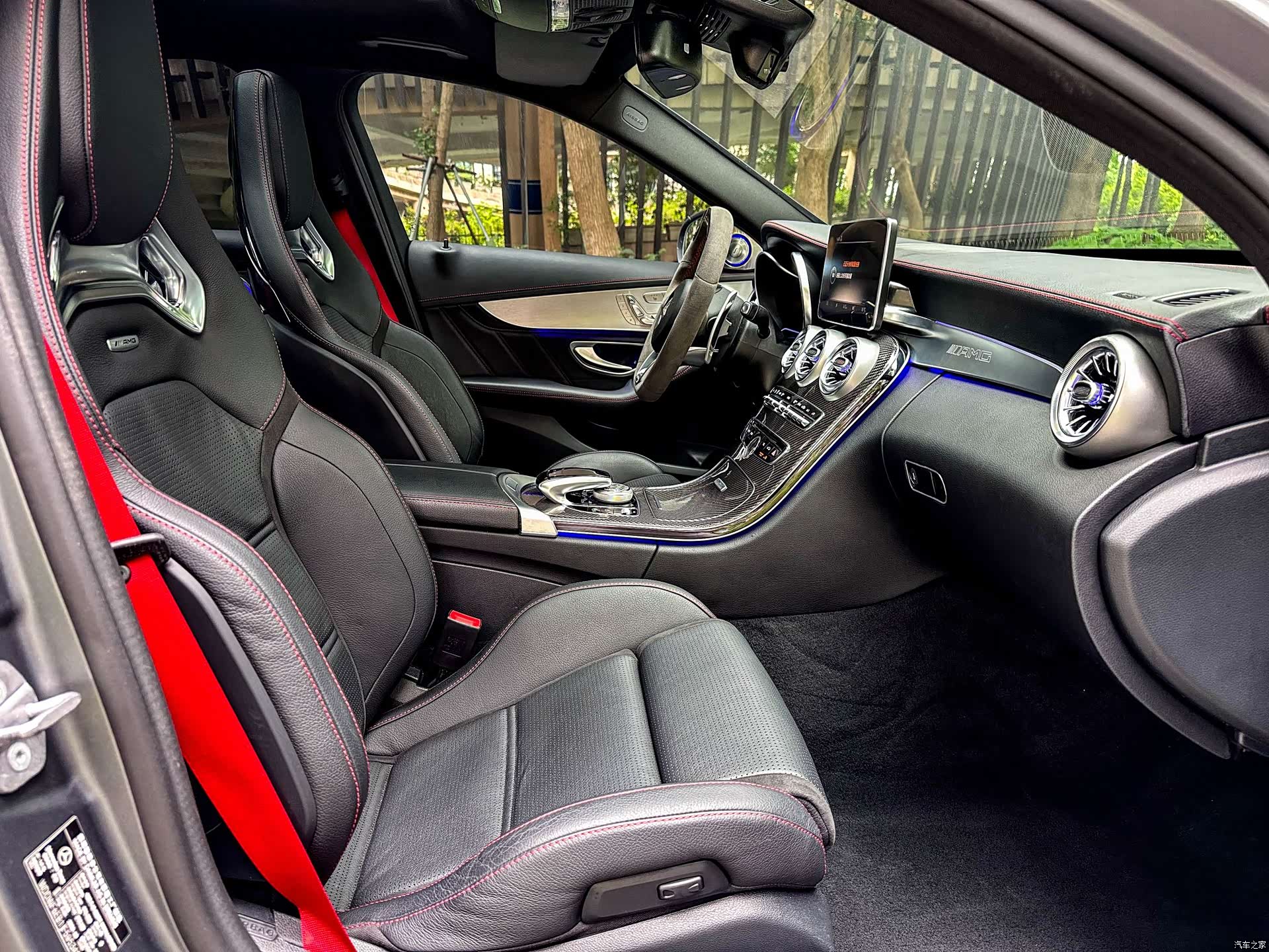 Mercedes-Benz C-Class, 2017 15