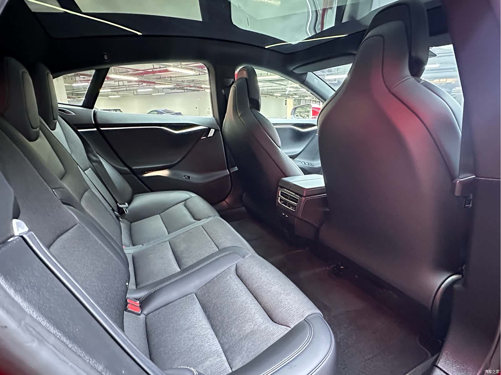 Tesla Model S, 2017 13