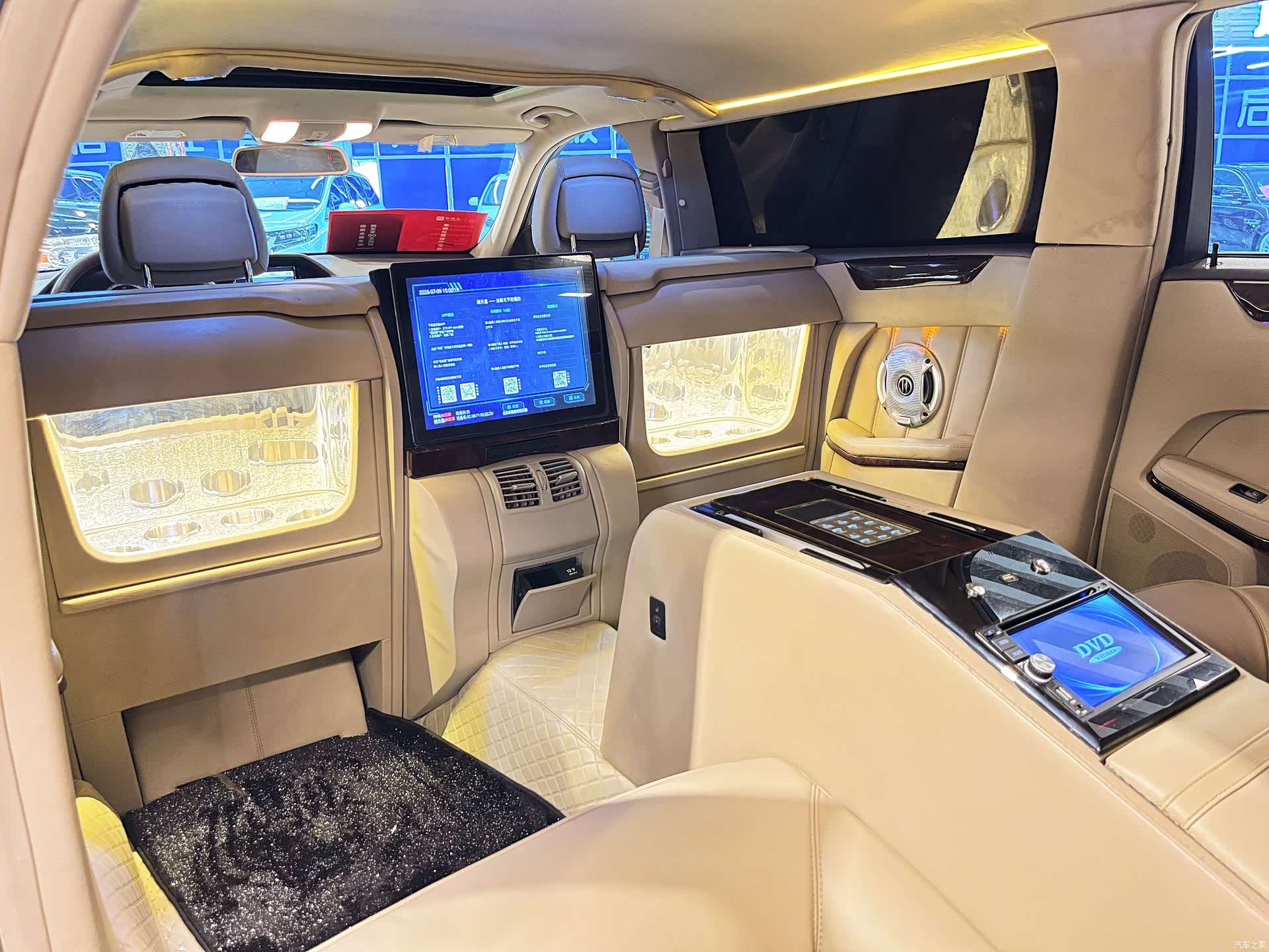 Mercedes-Benz E-Class, 2011 23