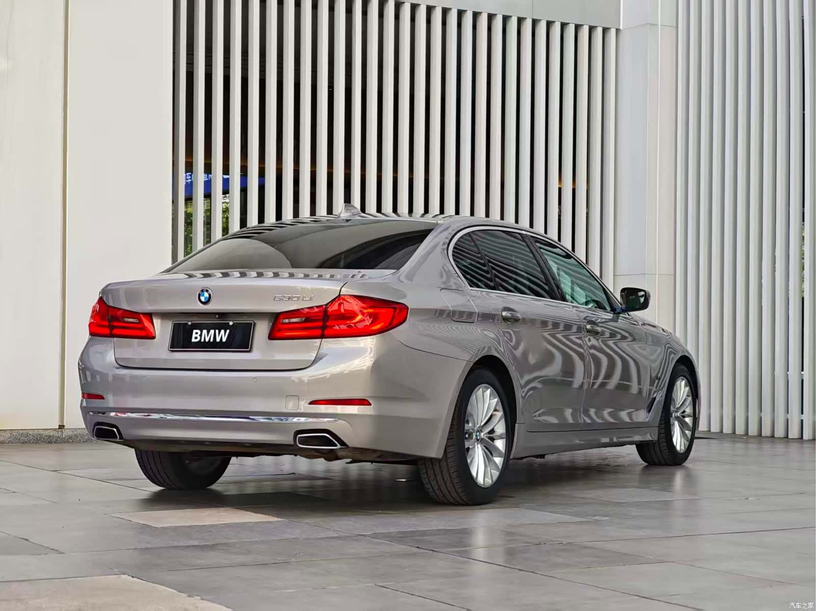 BMW 5 Series, 2017 19
